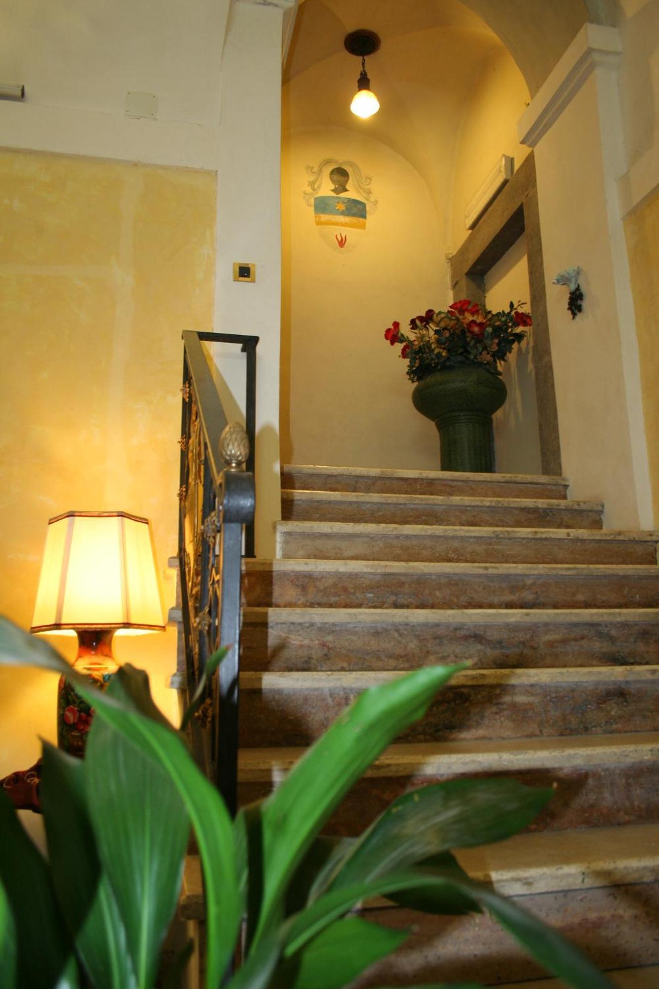 Hotel Posta Орвието Экстерьер фото