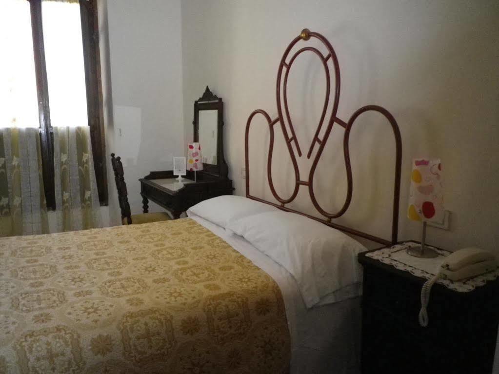 Hotel Posta Орвието Экстерьер фото