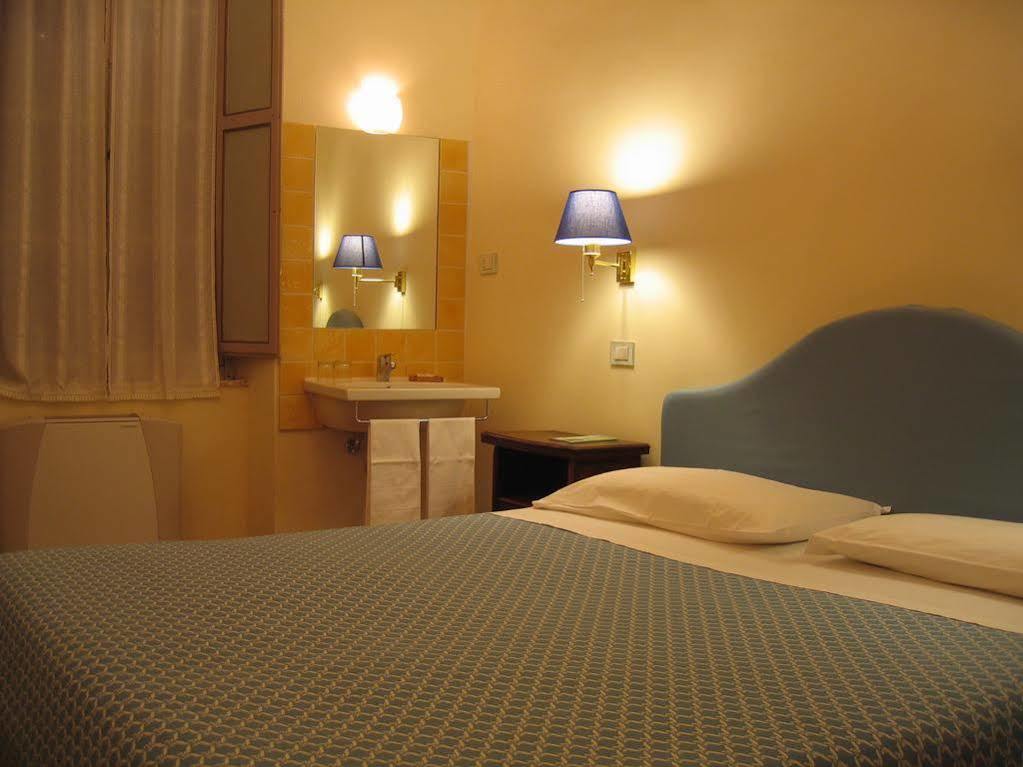 Hotel Posta Орвието Экстерьер фото