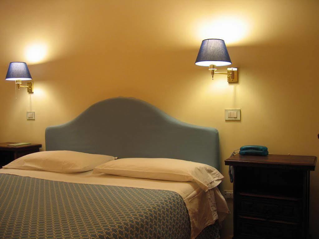 Hotel Posta Орвието Экстерьер фото