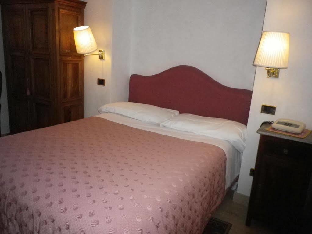 Hotel Posta Орвието Экстерьер фото