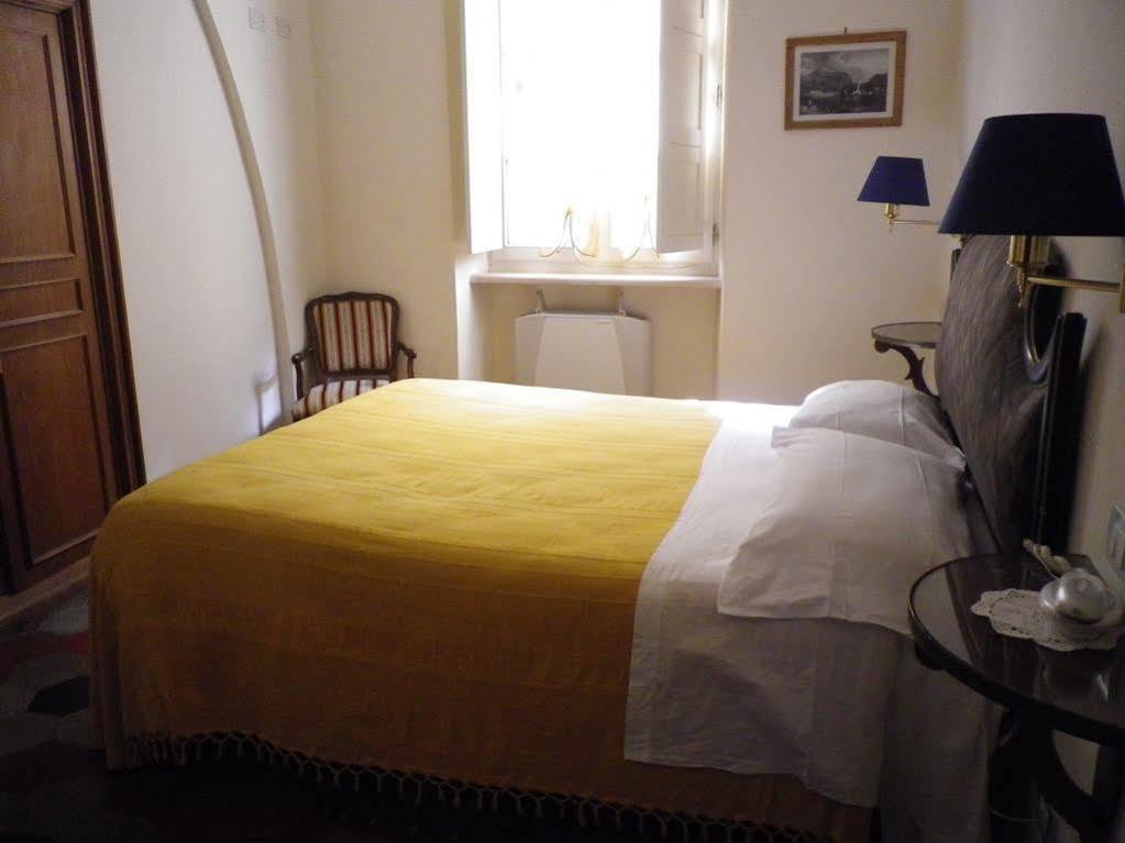 Hotel Posta Орвието Экстерьер фото