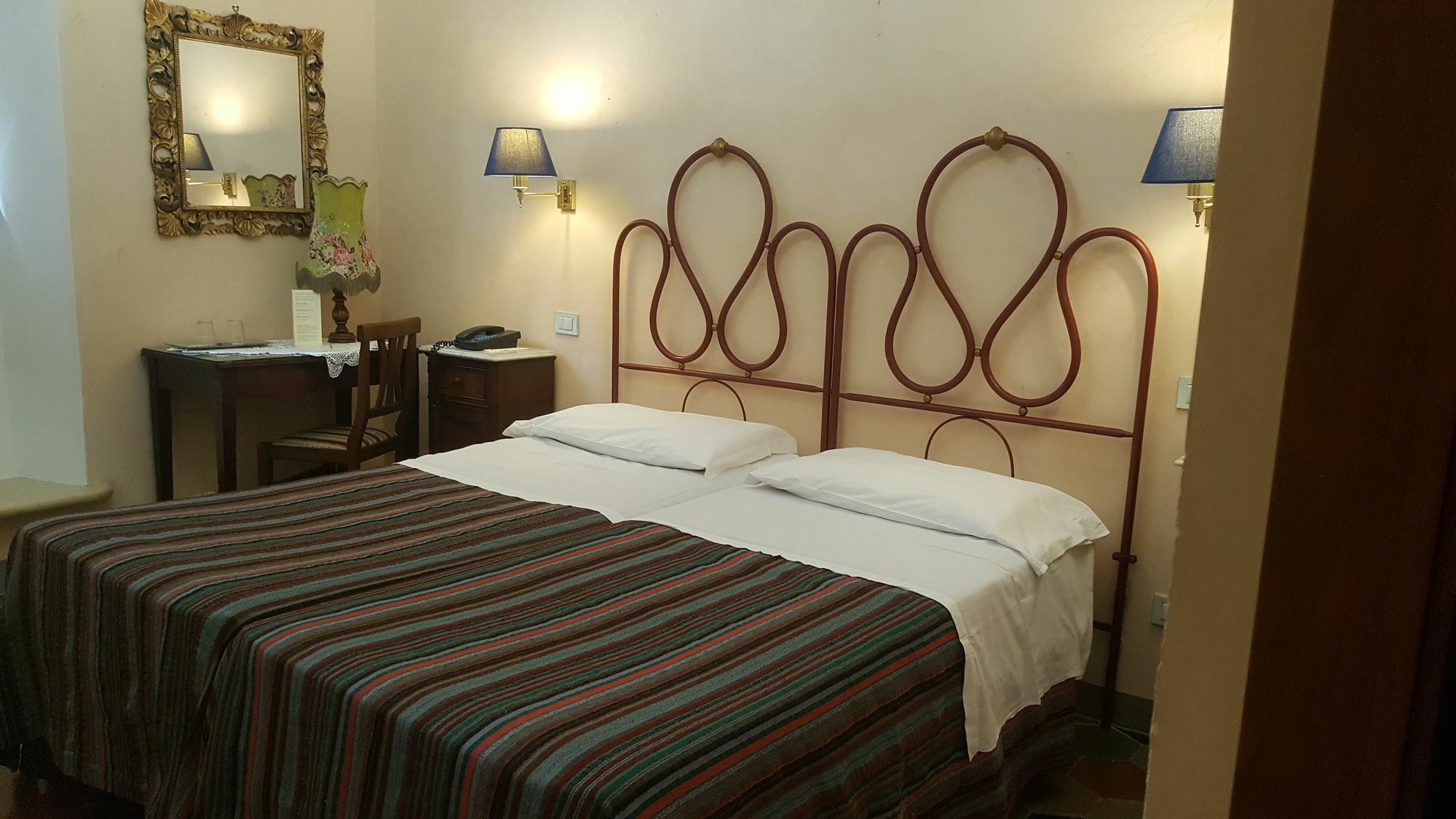 Hotel Posta Орвието Экстерьер фото